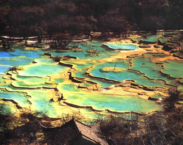 舌尖上的四川(九寨溝、黃龍、都江堰、峨眉樂(lè)山)五日游